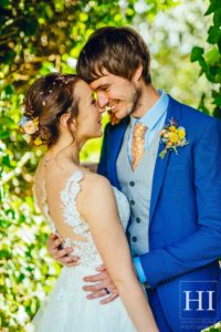 Leeds Barn Wedding Venue East Riddlesden Hall Hamish Irvine Photographer Rebecca Luke Photography