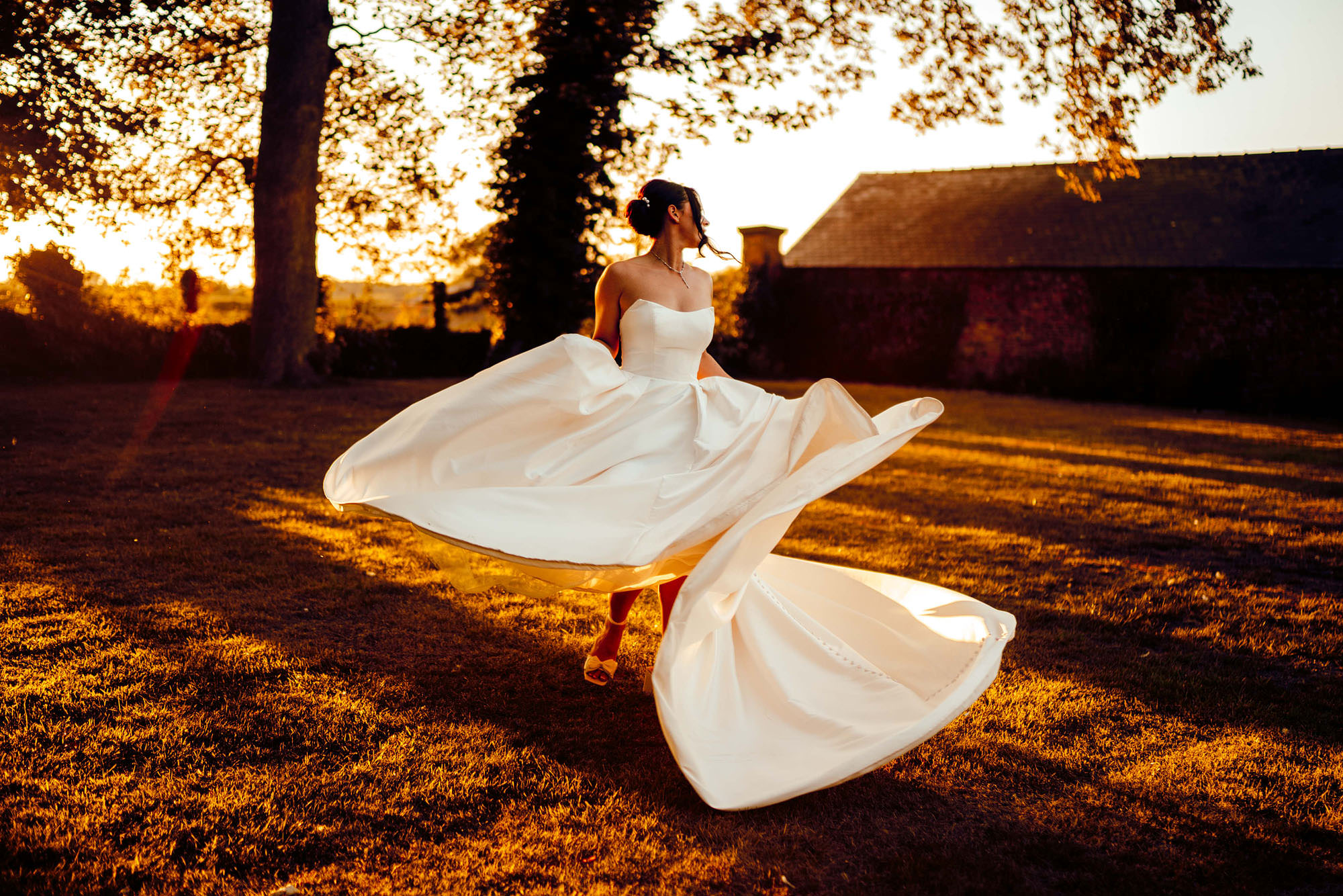 Camblesforth Hall colourful wedding photography