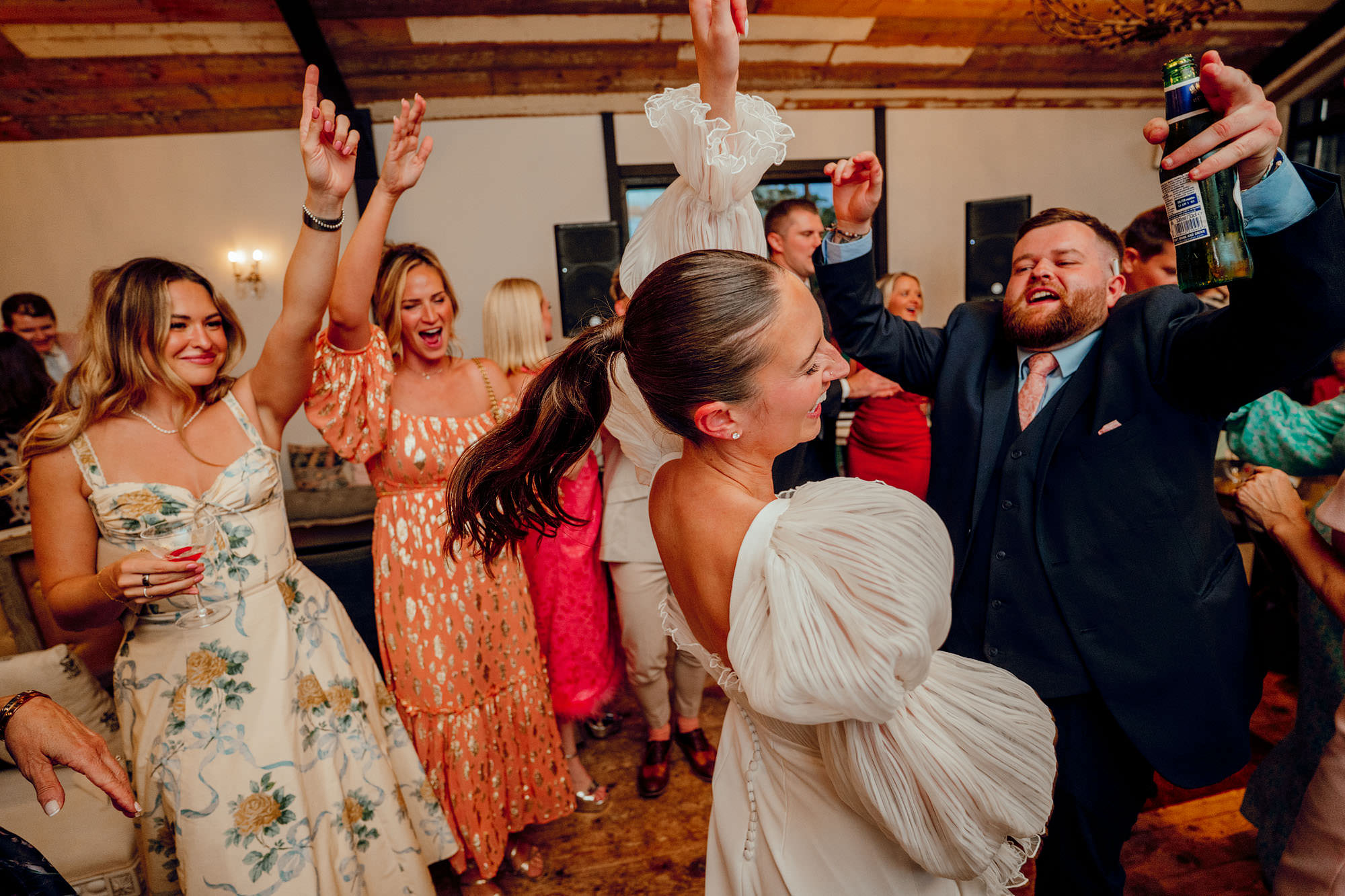 fun wedding photogtaphy surrey hamish irvine barn at botley hill 