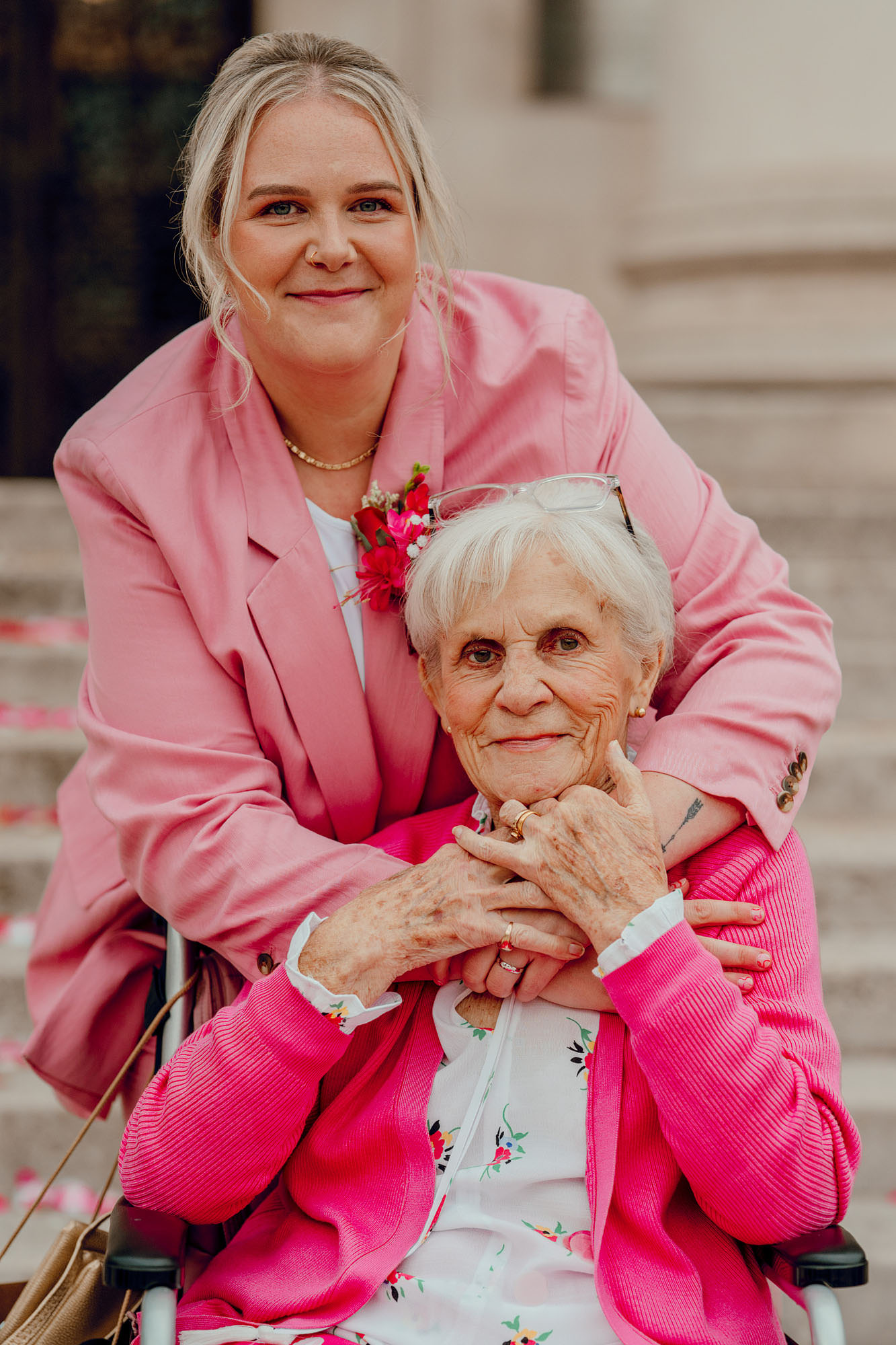 Colourful wedding in Leeds city centre at the civic Hall then the Lamb and Flag by Hamish Irvine Photographer