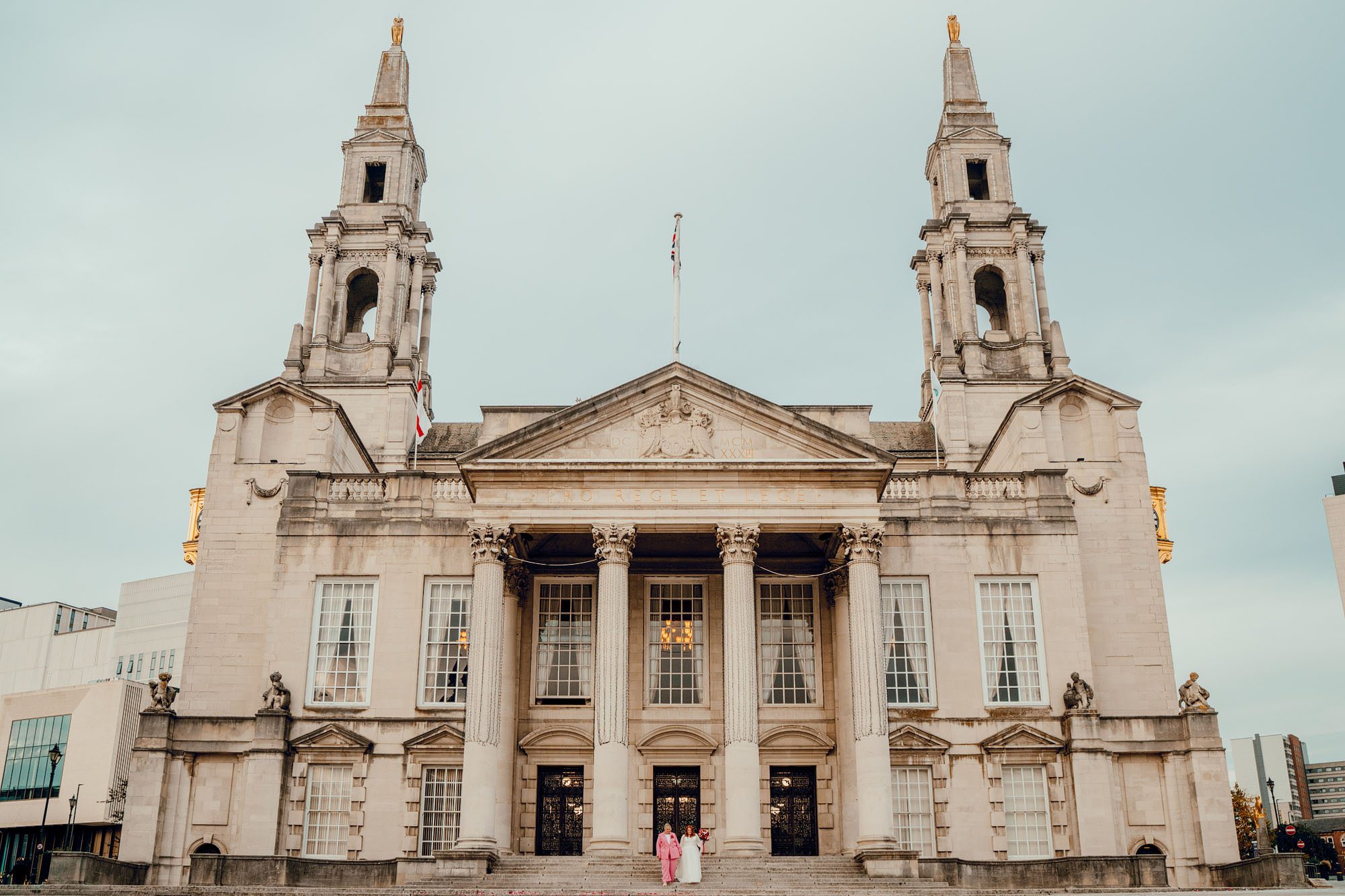 Colourful wedding in Leeds city centre at the civic Hall then the Lamb and Flag by Hamish Irvine Photographer