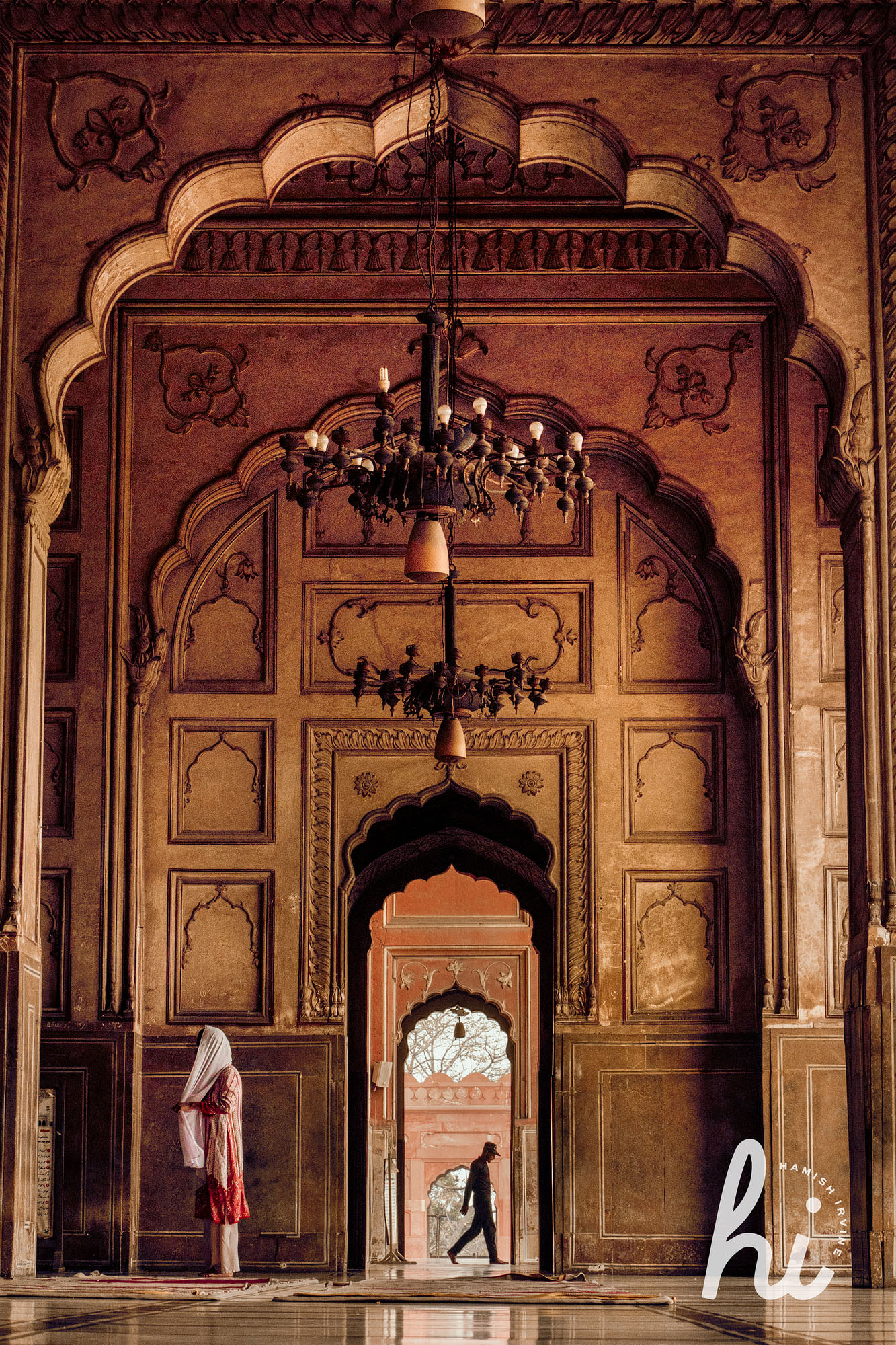 Badshahi Masjid Lahore Street photography hamish irvine 