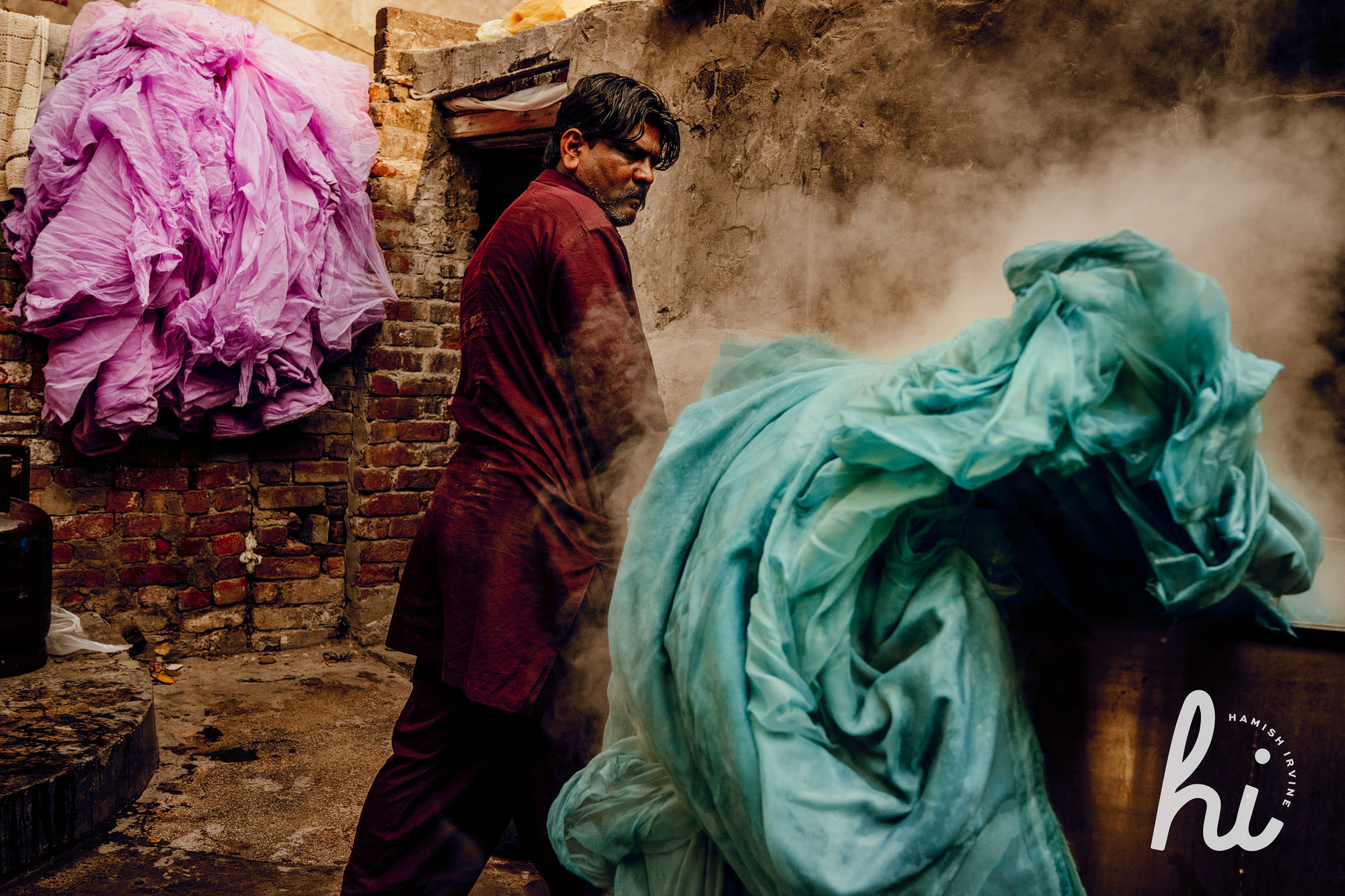 Lahore old city street photography by hamish irvine 