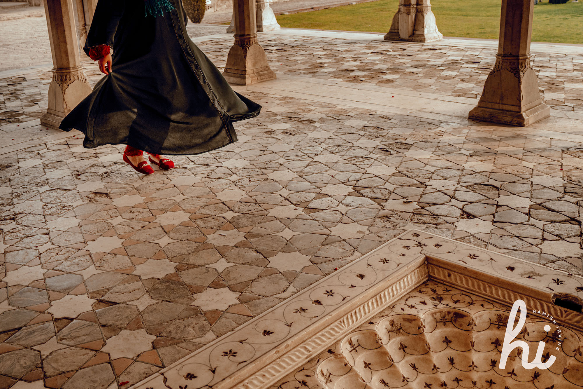Pakistan Lahore Sheesh Mahal street photography by Hamish Irvine